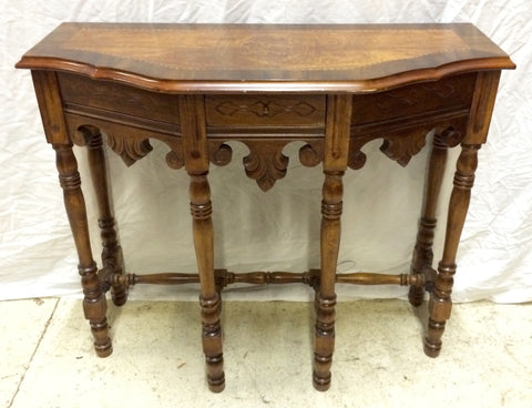 HALL TABLE - T351