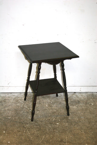 SQUARE SIDE TABLE - T196