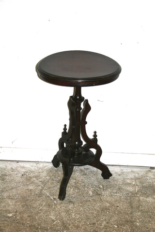 ROUND SIDE TABLE - T184
