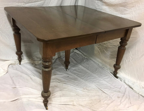 SQUARE DINING TABLE - T375