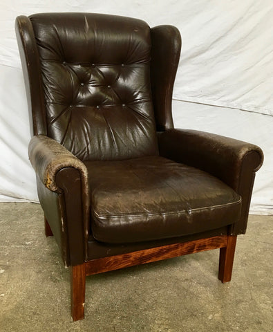 WINGBACK CHAIR - CH303