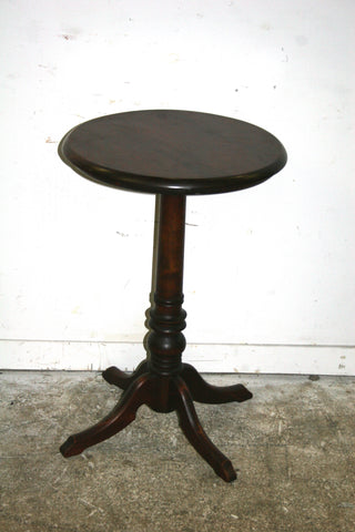 ROUND SIDE TABLE - T183