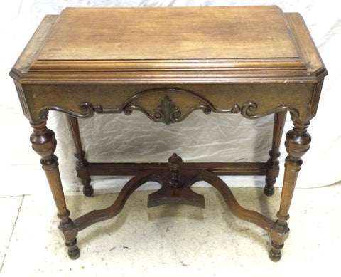 HALL TABLE - T358